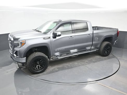 Used 2021 GMC Sierra 1500 SLT w/ SLT Premium Package AWD/4WD image 17