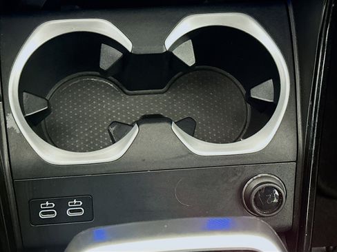 Used 2025 BMW X2 xDrive28i w/ Convenience Package image 26