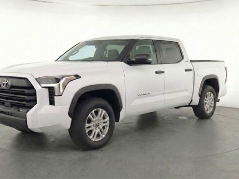 New 2026 Toyota Tundra SR5 image 3