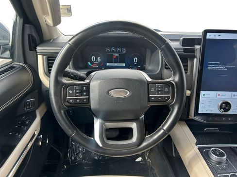 Used 2023 Ford Expedition Max Platinum image 14