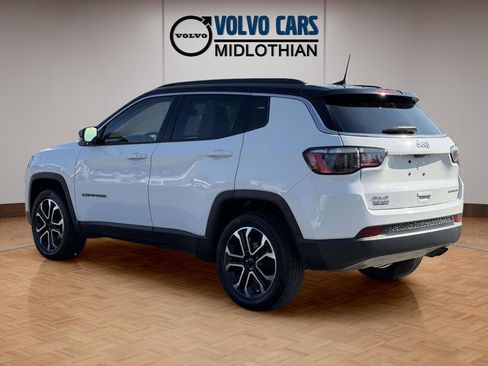 Used 2022 Jeep Compass Limited AWD/4WD image 22