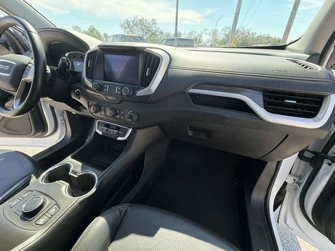 Certified 2023 GMC Terrain SLT FWD image 33