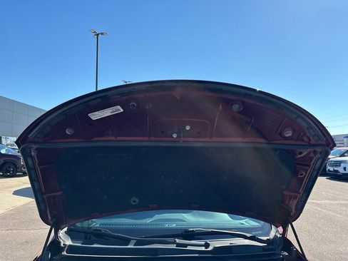 Used 2016 Chrysler 200 S FWD image 39