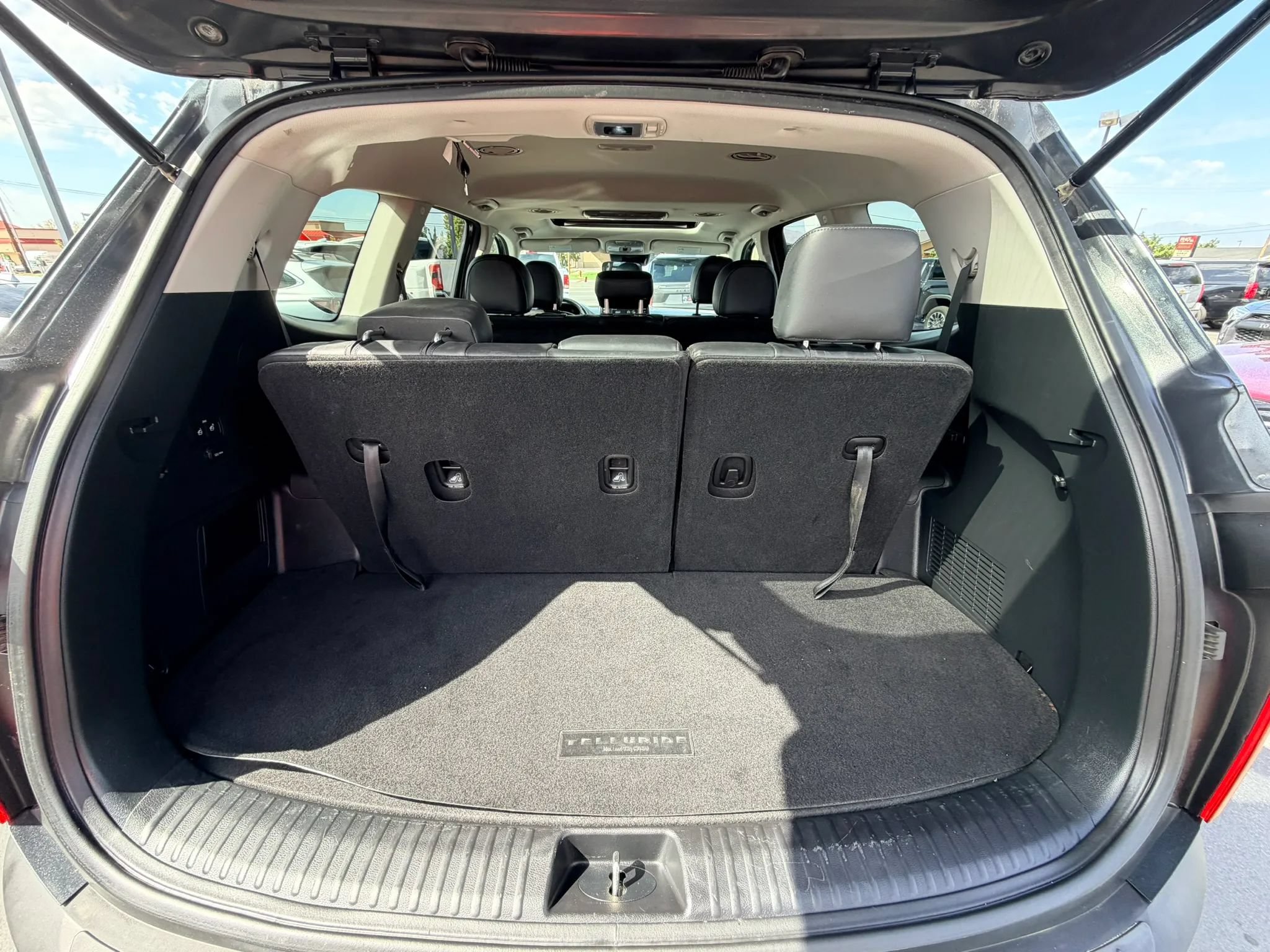 Used 2020 Kia Telluride S w/ S 8 Passenger Seating Package AWD/4WD image 28