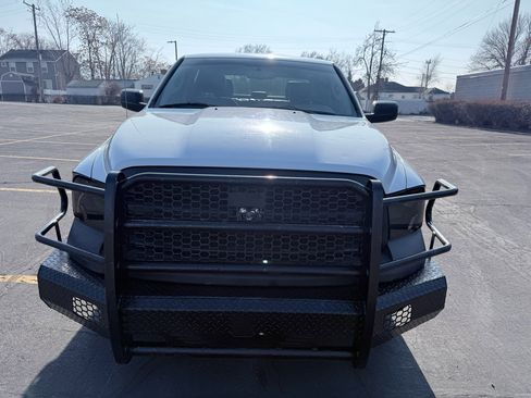 Used 2012 RAM 1500 ST w/ Remote Start & Security Group image 9
