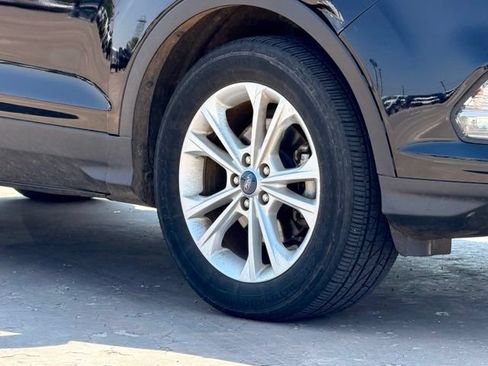 Used 2019 Ford Escape SEL FWD image 5