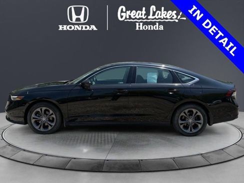 Certified 2023 Honda Accord EX image 3