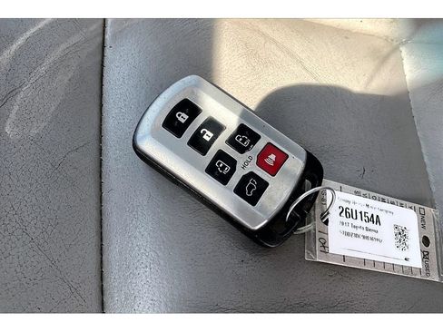 Used 2017 Toyota Sienna XLE w/ XLE Navigation Package AWD/4WD image 36