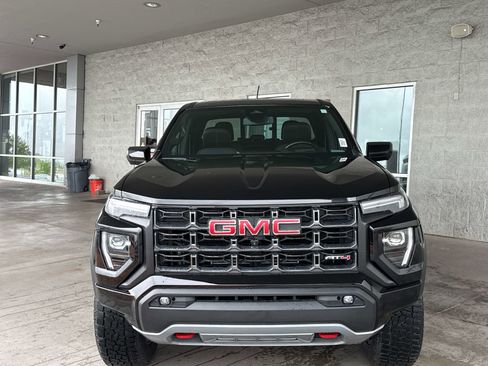 Used 2023 GMC Canyon AT4 w/ AT4 Premium Package AWD/4WD image 2