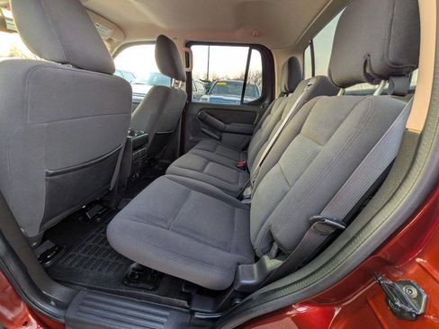 Used 2010 Ford Explorer Sport Trac XLT image 23