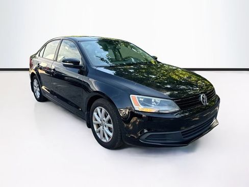 Used 2012 Volkswagen Jetta SE FWD image 1