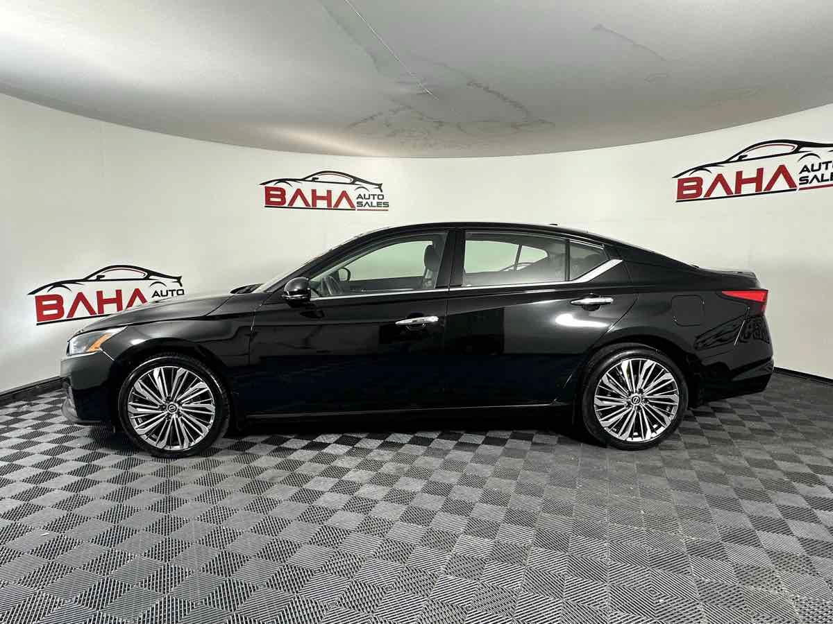 Used 2023 Nissan Altima 2.5 SL AWD/4WD image 4