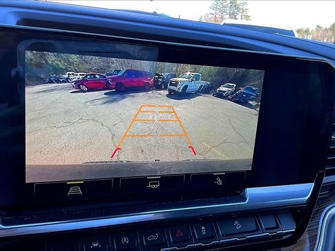 Used 2025 Chevrolet Silverado 1500 LT Trail Boss w/ Convenience Package II image 10