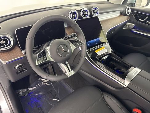 New 2026 Mercedes-Benz GLC 300 GLC 300 image 28