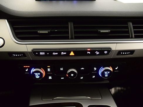 Used 2019 Audi Q7 2.0T Premium w/ Convenience Package image 31