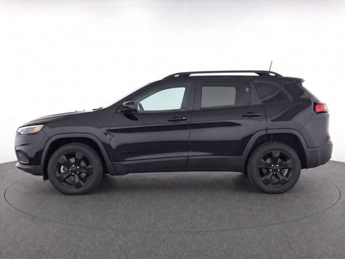 Used 2021 Jeep Cherokee Latitude Plus FWD image 6