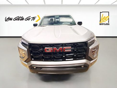 Used 2024 GMC Canyon Elevation w/ Elevation Premium Package image 2