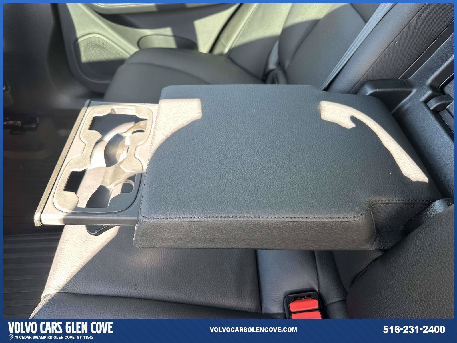 Used 2024 Volvo XC60 B5 Plus w/ Protection Package Premier AWD/4WD image 20