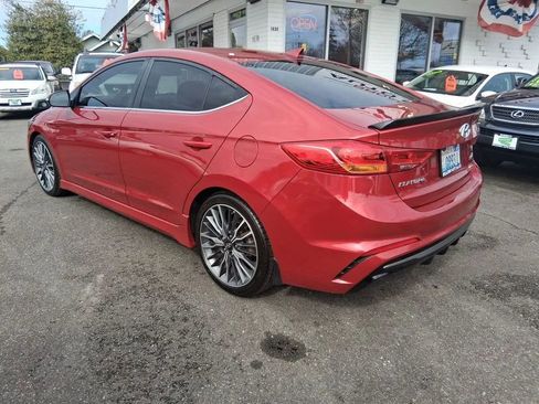 Used 2018 Hyundai Elantra Sport w/ Sport Premium Package 03 FWD image 7