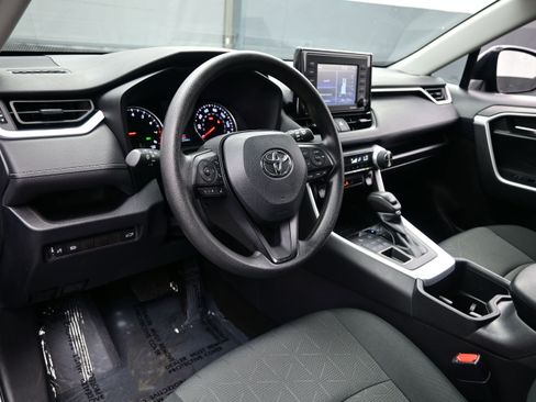 Used 2022 Toyota RAV4 XLE w/ Convenience Package AWD/4WD image 13