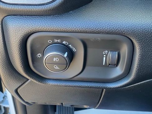 New 2026 RAM 2500 Tradesman w/ Chrome Appearance Group image 25