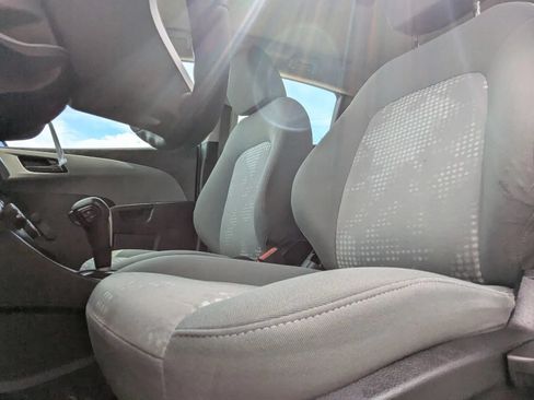 Used 2017 Chevrolet Sonic LT FWD image 9