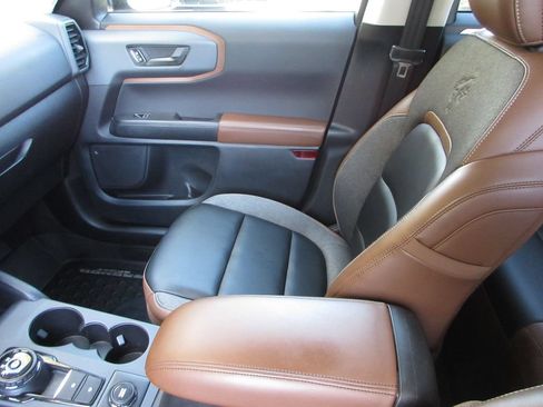 Certified 2024 Ford Bronco Sport Outer Banks AWD/4WD image 24
