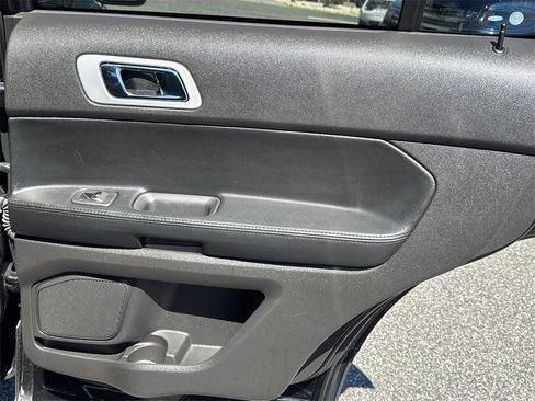 Used 2013 Ford Explorer Limited image 14