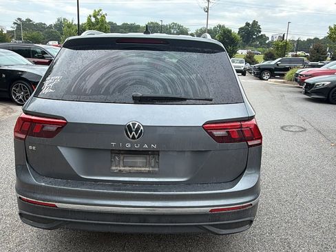 Used 2022 Volkswagen Tiguan SE FWD image 9