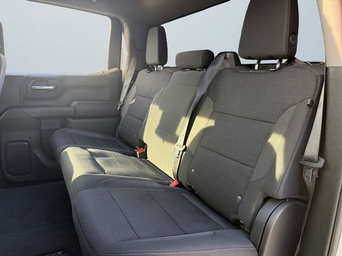 Used 2022 Chevrolet Silverado 1500 Custom image 13