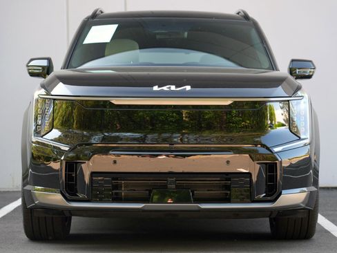 Used 2025 Kia EV9 GT-Line AWD/4WD image 7