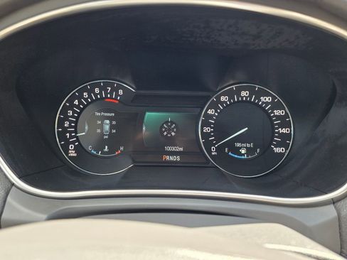 Used 2016 Lincoln MKX Reserve w/ Climate Package image 22