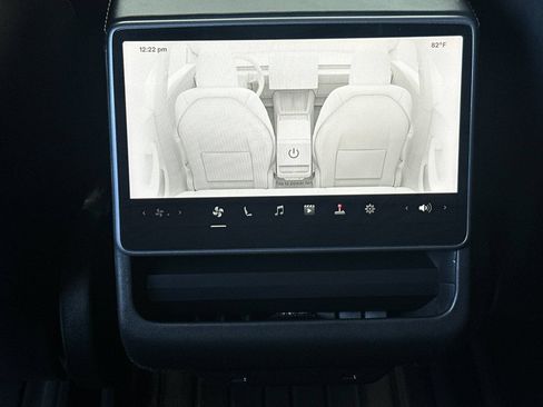 Used 2025 Tesla Model 3 Long Range RWD image 15