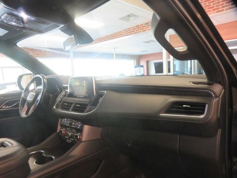 Used 2021 GMC Yukon XL SLT RWD image 33