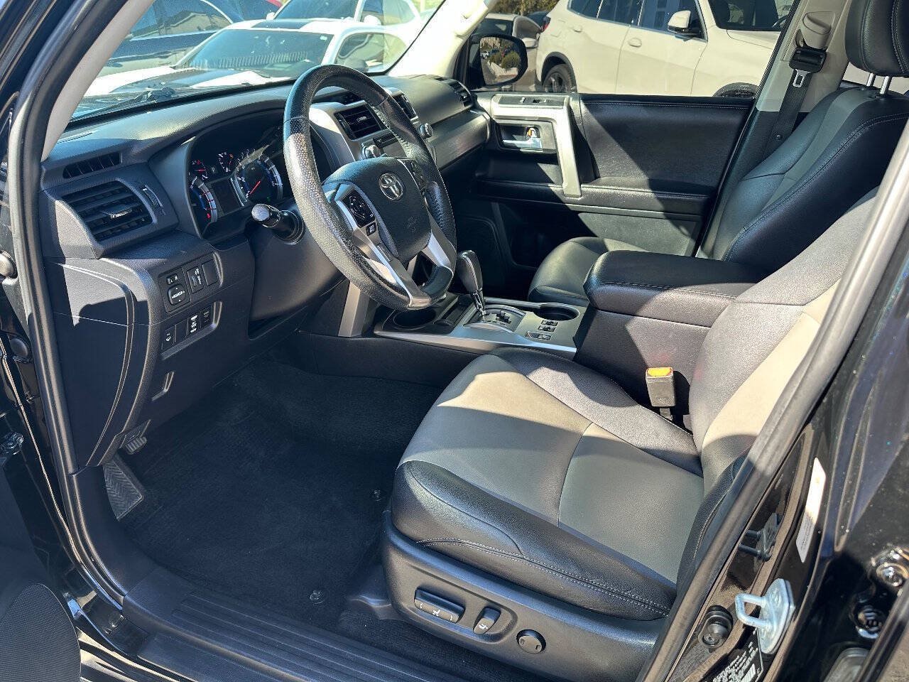 Used 2016 Toyota 4Runner 4WD image 9