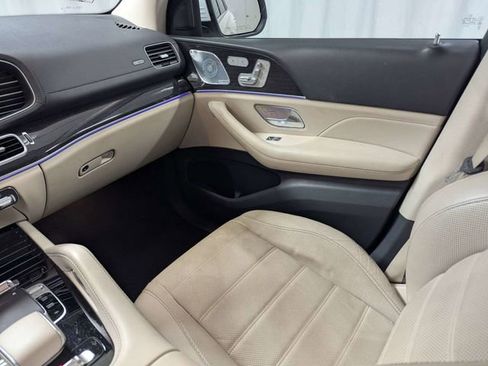 Used 2020 Mercedes-Benz GLS 450 4MATIC image 8