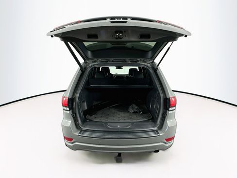 Used 2021 Jeep Grand Cherokee Laredo X AWD/4WD image 29