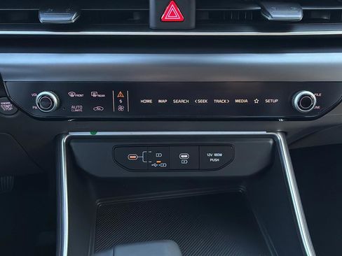 New 2026 Kia Carnival LXS image 22