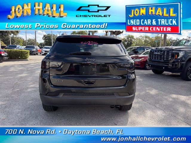 Used 2021 Jeep Compass Latitude w/ Sun and Sound Group AWD/4WD image 8