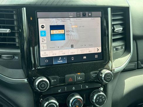 New 2026 RAM 1500 4x4 Crew Cab image 23