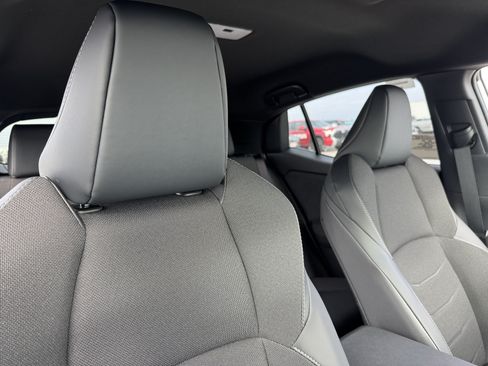 New 2026 Toyota C-HR AWD/4WD image 3