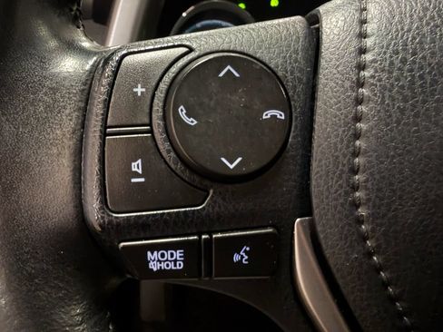 Used 2018 Toyota RAV4 Limited AWD/4WD image 12
