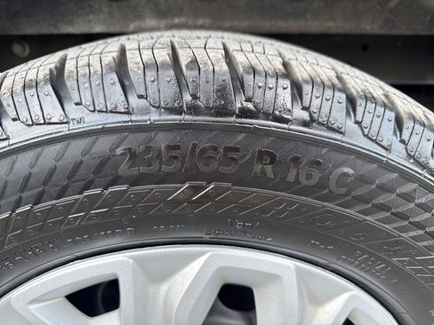 Used 2023 Ford Transit 250 Low Roof w/ Exterior Upgrade Package image 25