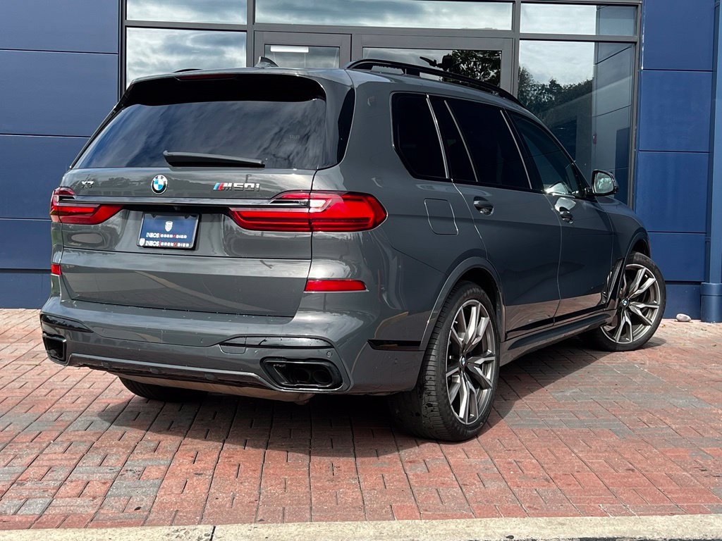 Used 2022 BMW X7 M50i w/ Executive Package AWD/4WD image 5
