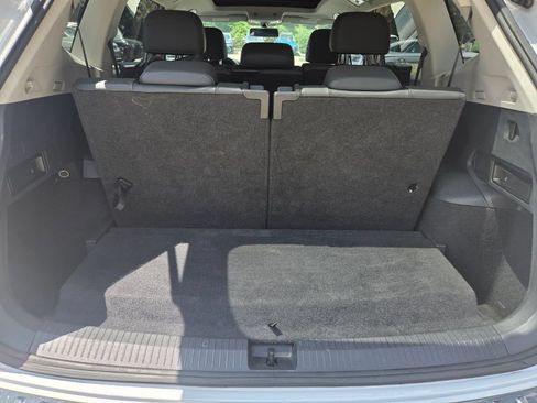 Used 2019 Volkswagen Tiguan SE w/ Panoramic Sunroof Package FWD image 26