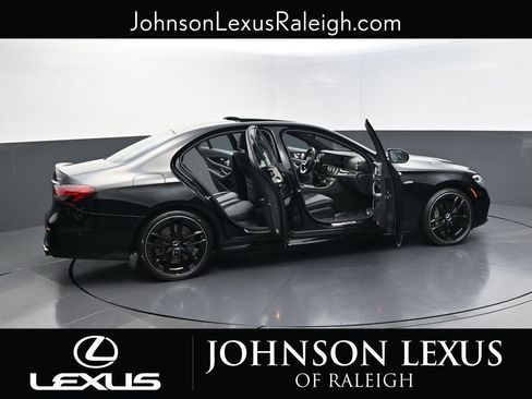 Used 2022 Mercedes-Benz E 53 AMG E 53 AMG 4MATIC image 32