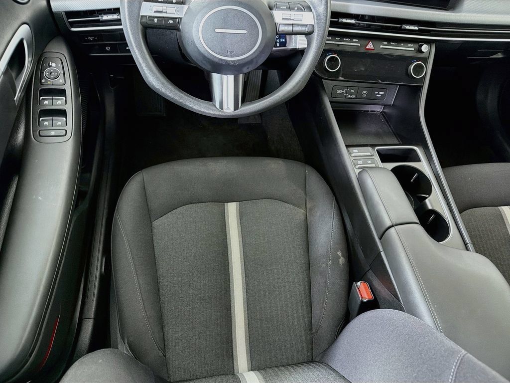 Used 2025 Hyundai Sonata SEL FWD image 27