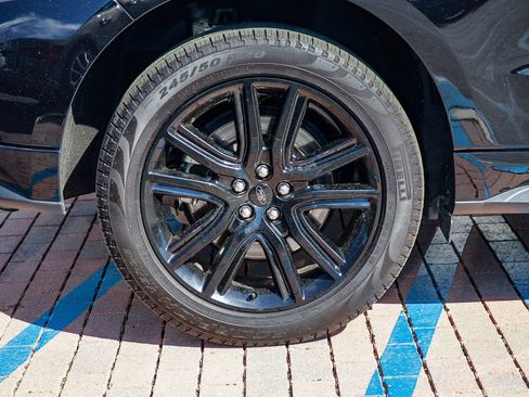 Used 2022 Ford Edge ST-Line image 8