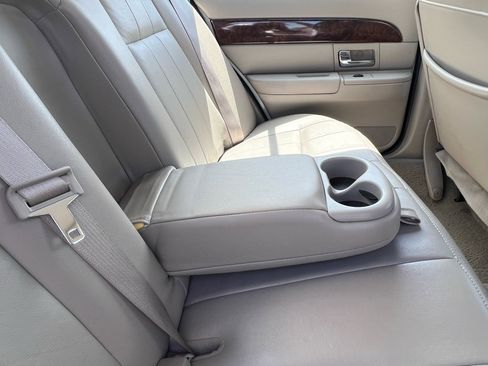 Used 2008 Mercury Grand Marquis LS image 33