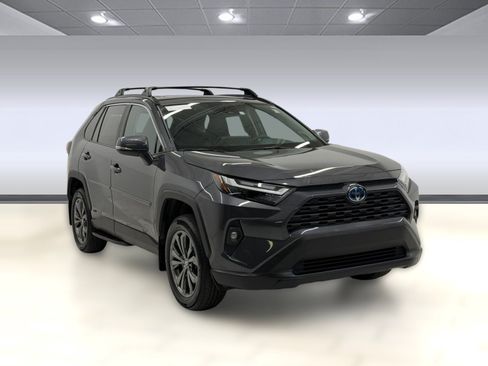 Used 2024 Toyota RAV4 XLE Premium w/ Weather Package AWD/4WD image 6